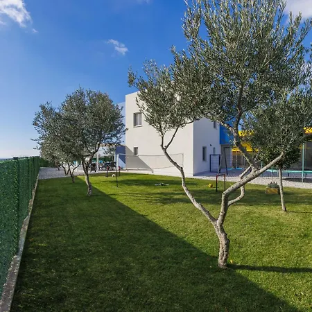 Villa Dolly Blue By Interhome