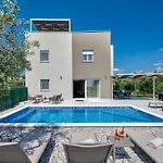 Roko By Interhome *