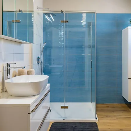 Dolly Blue By Interhome *