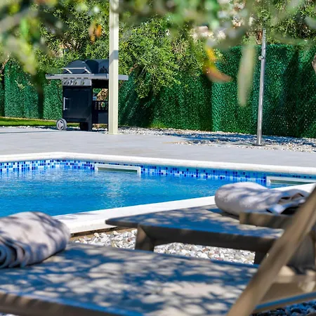 Dolly Blue By Interhome Villa *