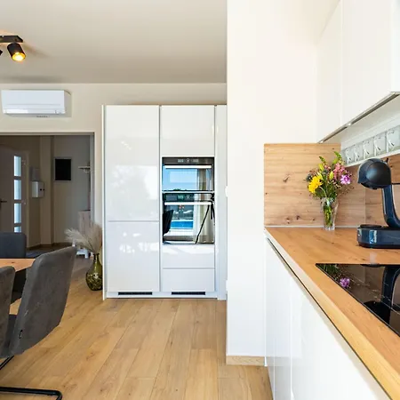 Dolly Blue By Interhome Villa *